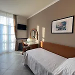 Regina Forte dei Marmi
