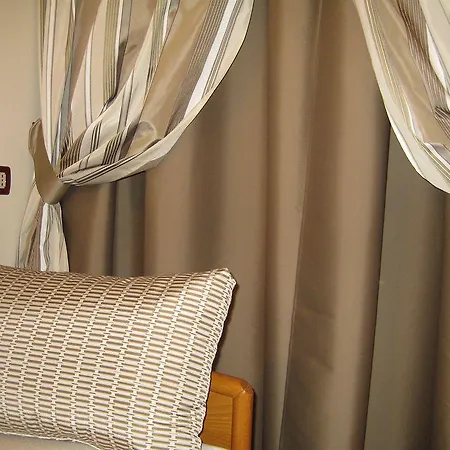 Regina Hotel 3*