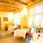 Regina Hotel 3*