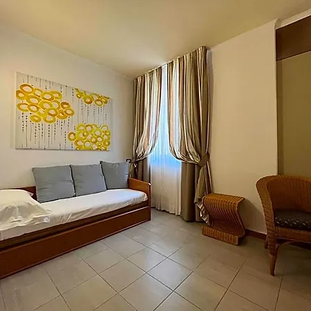 ホテル Regina
